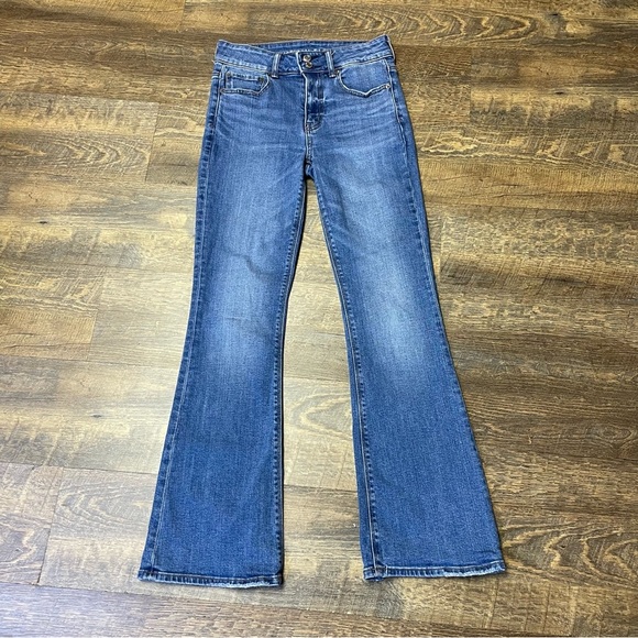 American Eagle Hi Rise Artist Flare Jeans Womens 4 Short Super Stretch Blue - Picture 1 of 10